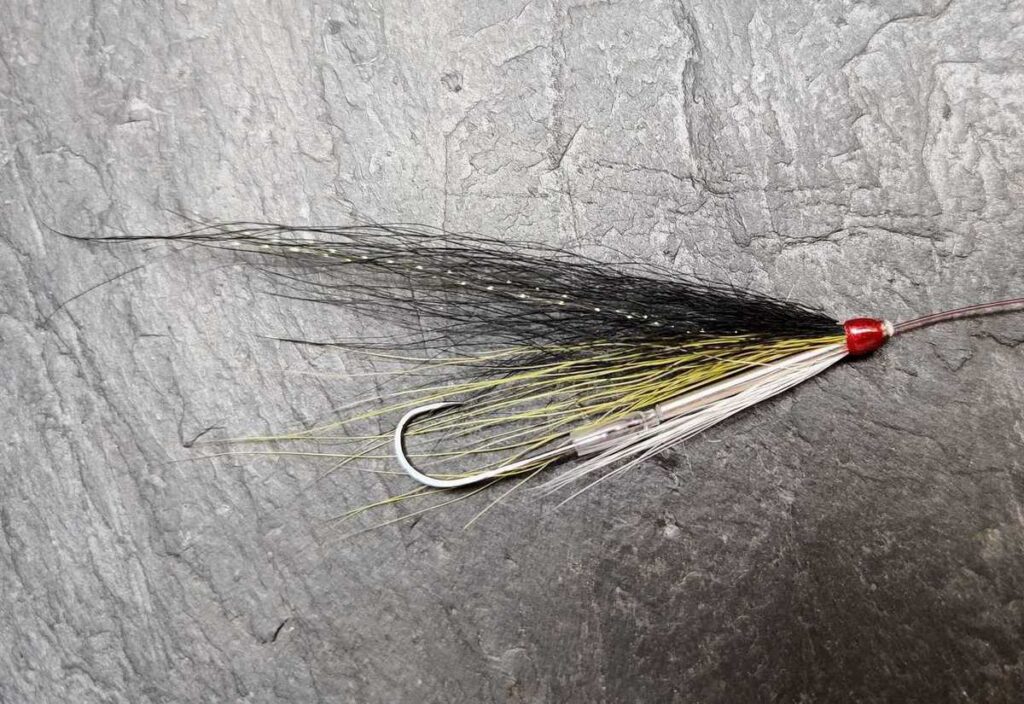 Sea Trout Needle Tube with free swinging hook