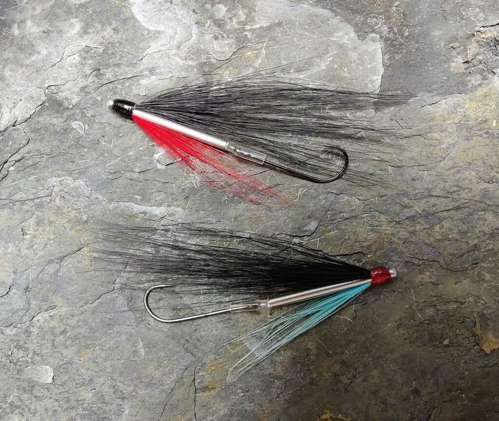 Tube Flies with free-swinging single hooks