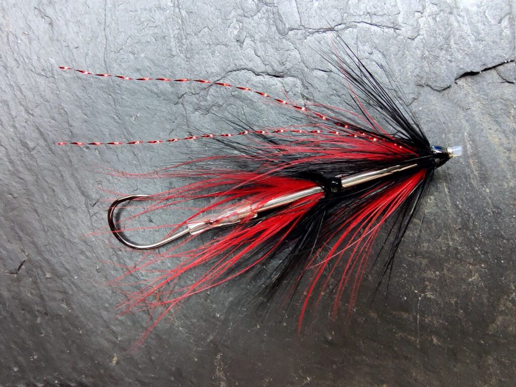 Red Intruder Needle Tube Fly