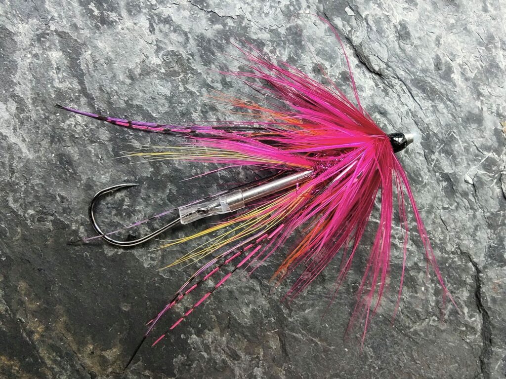 Pink Mini Intruder Tube Fly